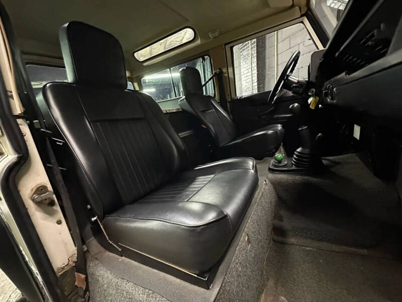1989 Land Rover Defender