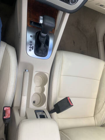 2011 Volkswagen Eos Lux SULEV