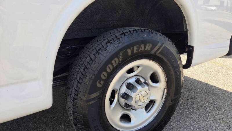 2021 Chevrolet Express 2500