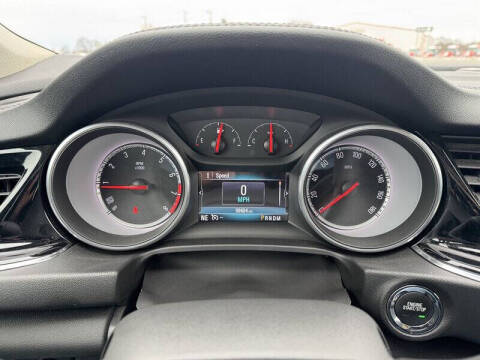 2018 Buick Regal TourX Essence