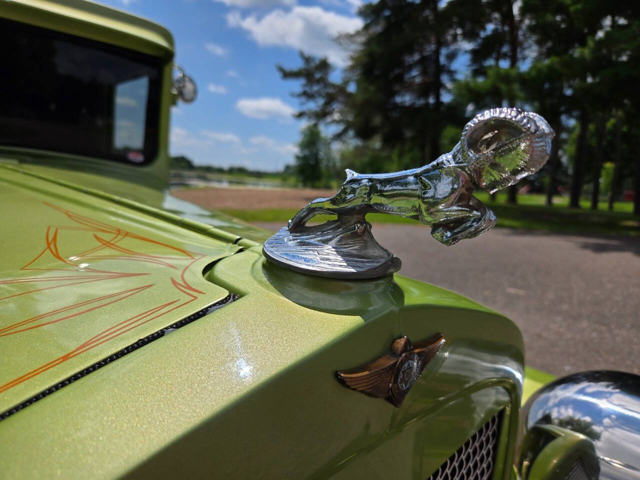 1930 Dodge 5-Window Coupe 85