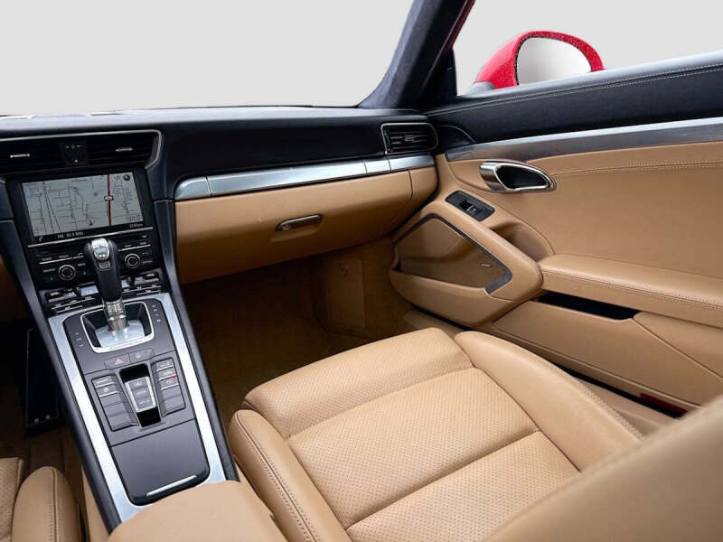 2015 Porsche 911 Carrera