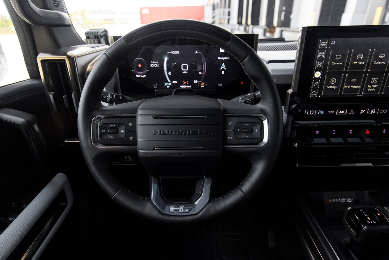 2022 GMC HUMMER EV 31