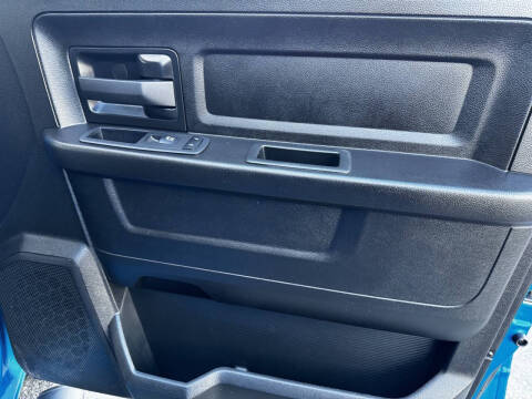 2023 RAM 1500 Classic Express