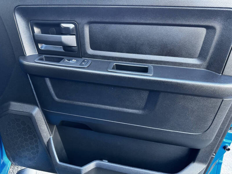 2023 RAM 1500 Classic Express