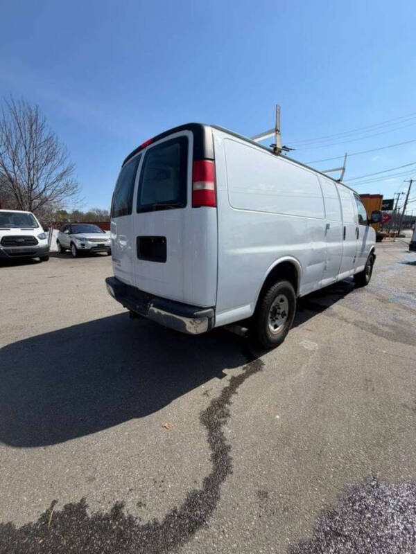 2013 GMC Savana 2500