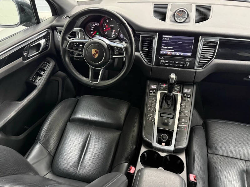 2018 Porsche Macan S