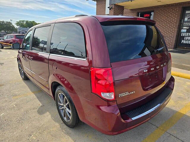 2017 Dodge Grand Caravan for sale at Mac Motors in Arlington, TX