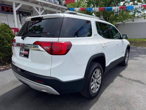 2018 GMC Acadia SLE-2