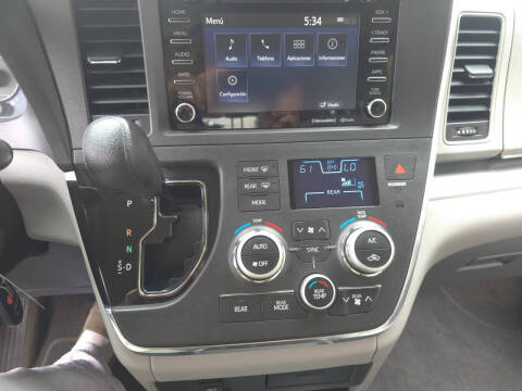 2018 Toyota Sienna