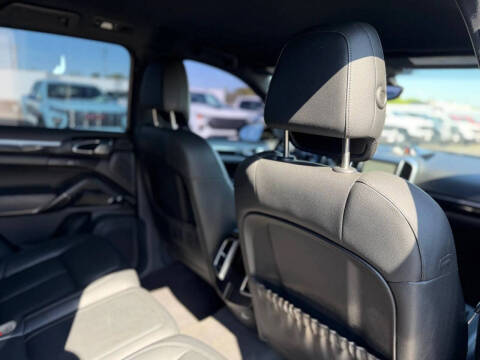 2016 Porsche Cayenne