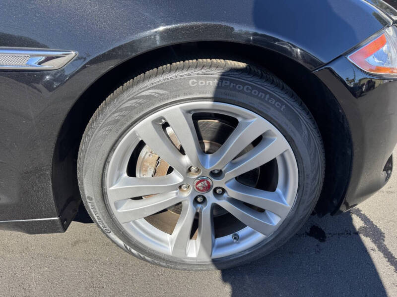 2014 Jaguar XJL Portfolio