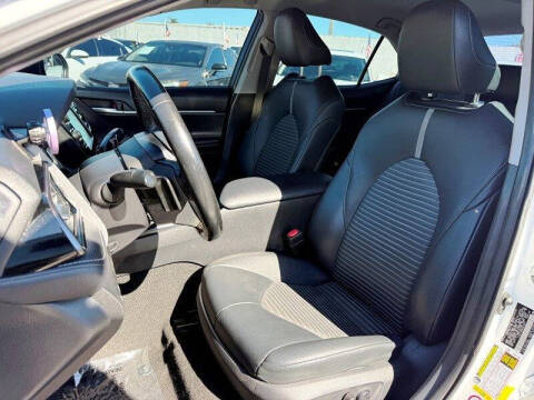 2019 Toyota Camry SE