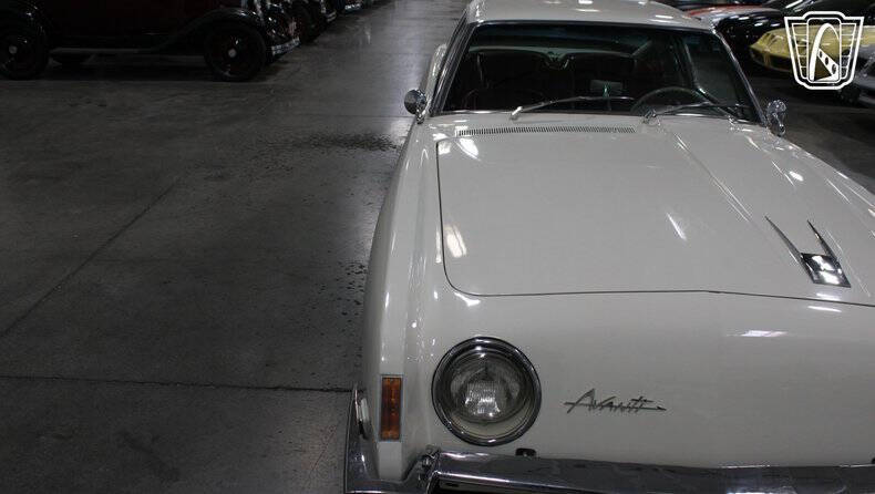1964 Studebaker Avanti