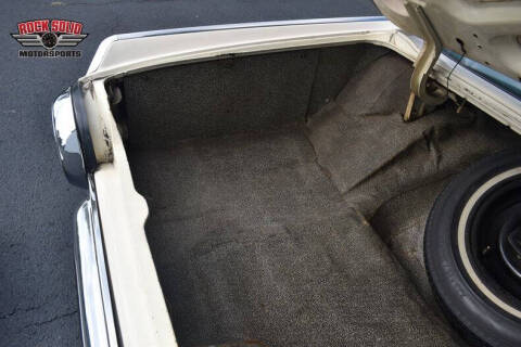 1962 Ford Thunderbird