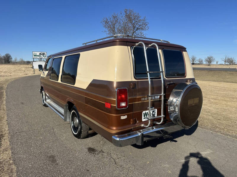 1984 Dodge Ram Van B250