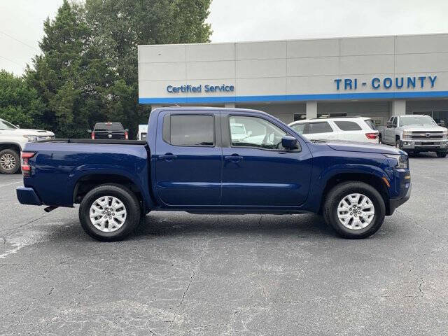 2023 Nissan Frontier SV