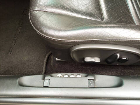 2004 Porsche 911 Carrera 4S