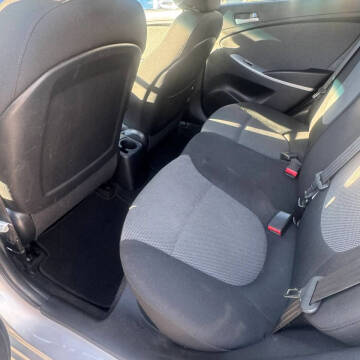 2014 Hyundai Accent GS