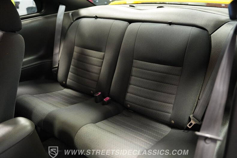 2004 Ford Mustang GT Deluxe