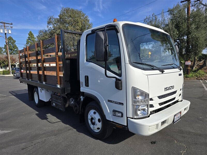 2022 Isuzu NPR
