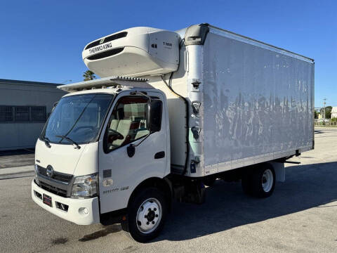 2018 Hino 195