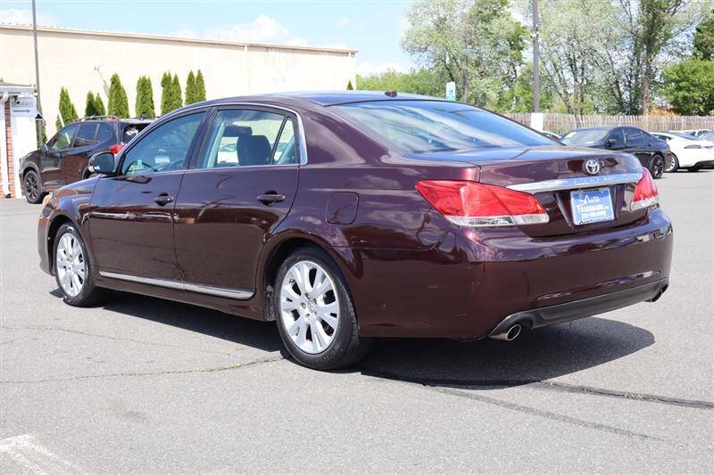 2011 Toyota Avalon