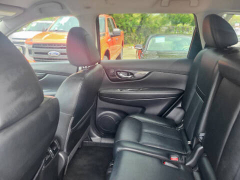 2017 Nissan Rogue SL