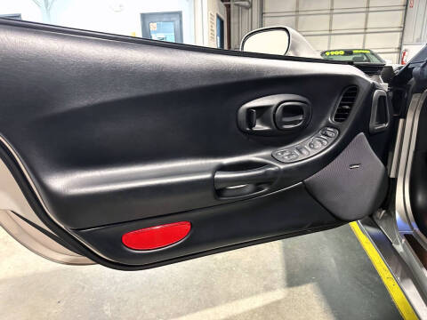 2004 Chevrolet Corvette