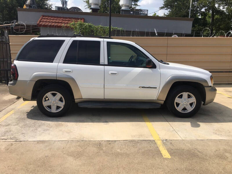 2002 Chevrolet TrailBlazer for sale at True Auto Sales & Wrecker Service in Dallas TX