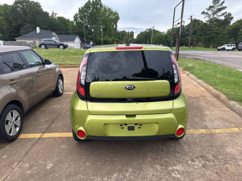 2016 Kia Soul +