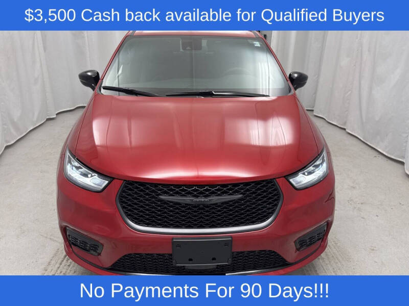 2026 Chrysler Pacifica Select