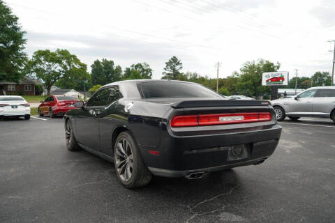 2014 Dodge Challenger SRT8 Core
