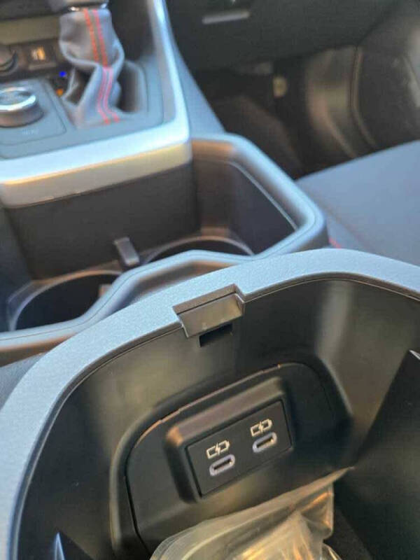 2024 Toyota RAV4 Prime SE