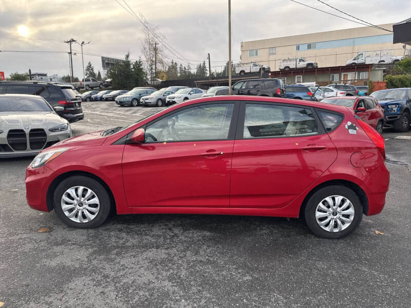 2012 Hyundai Accent GS