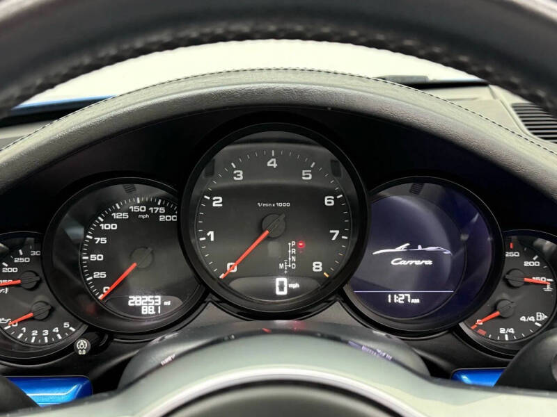 2017 Porsche 911 Carrera