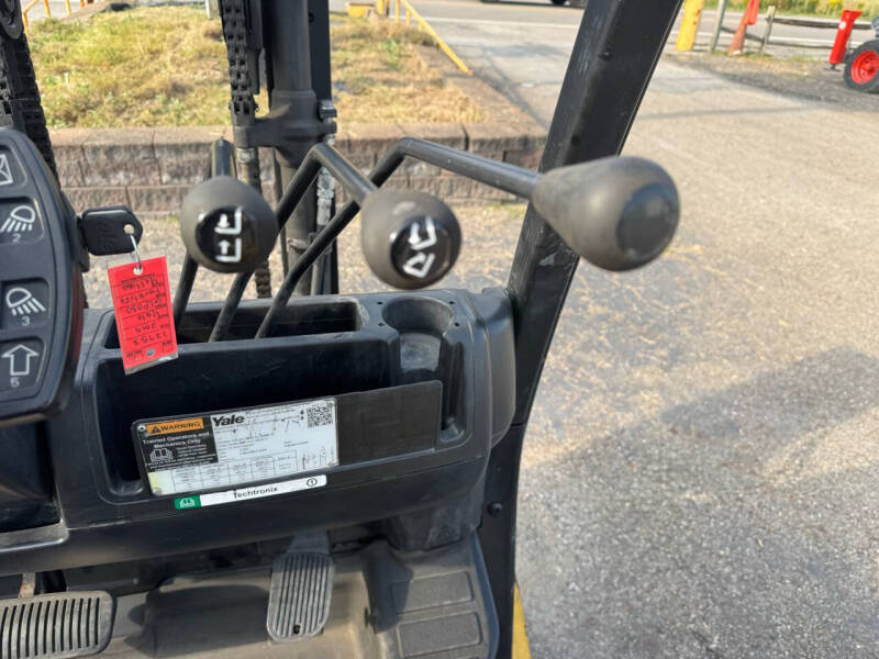 2019 Yale GLP030V