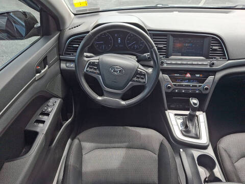 2018 Hyundai Elantra