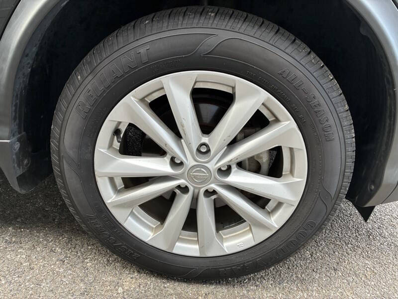 2017 Nissan Rogue Sport SV