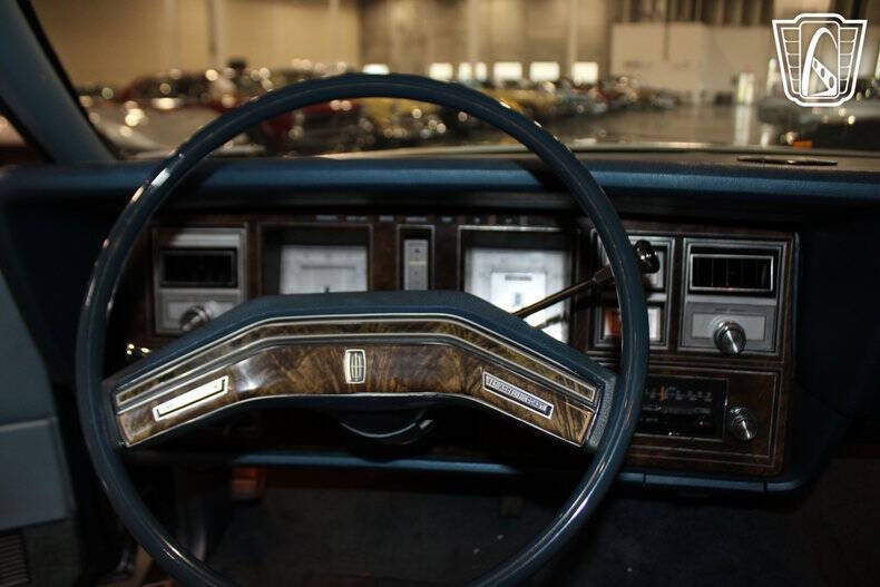 1978 Lincoln Mark V