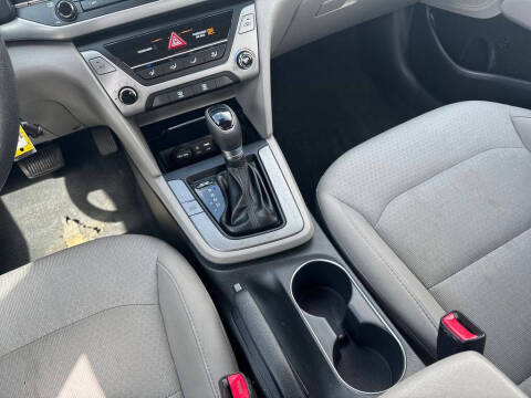 2017 Hyundai Elantra