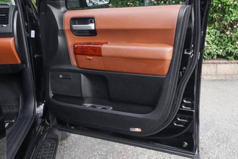 2021 Toyota Sequoia Platinum