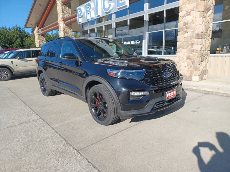 2021 Ford Explorer ST's photo