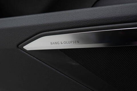 2021 Audi e-tron quattro Premium Plus