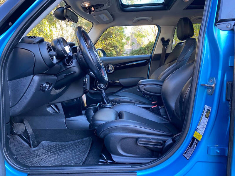 2015 MINI Hardtop 4 Door Cooper S