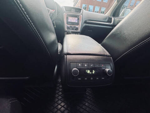 2015 GMC Acadia Denali