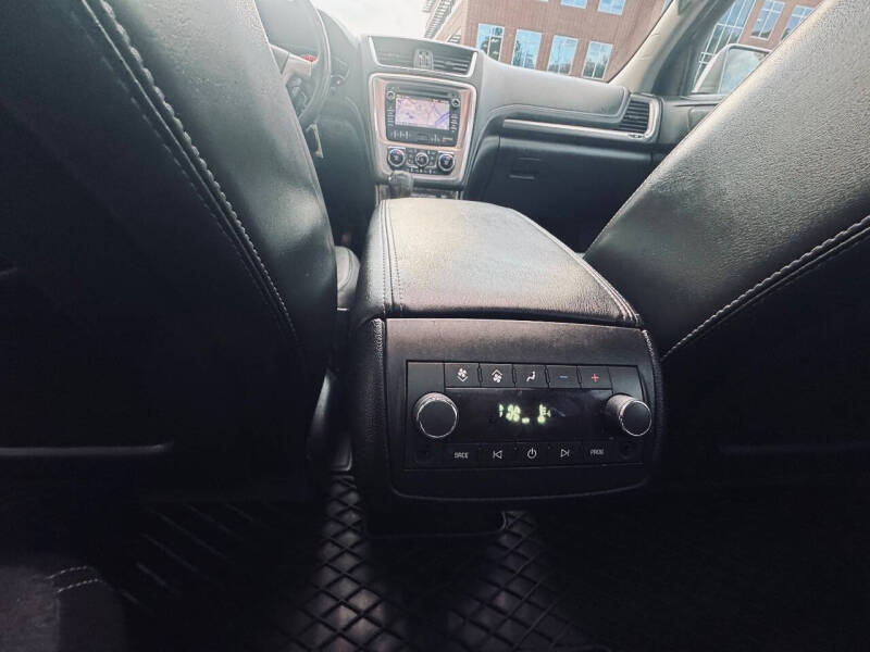 2015 GMC Acadia Denali