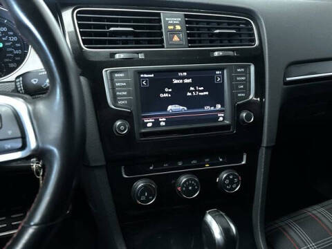 2017 Volkswagen Golf GTI S