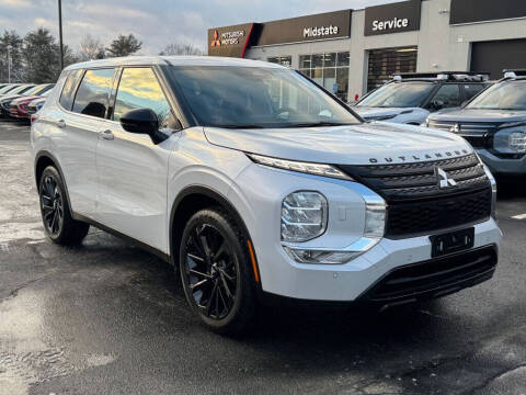 2022 Mitsubishi Outlander Black Edition