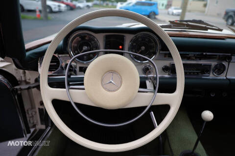 1969 Mercedes-Benz 280-Class